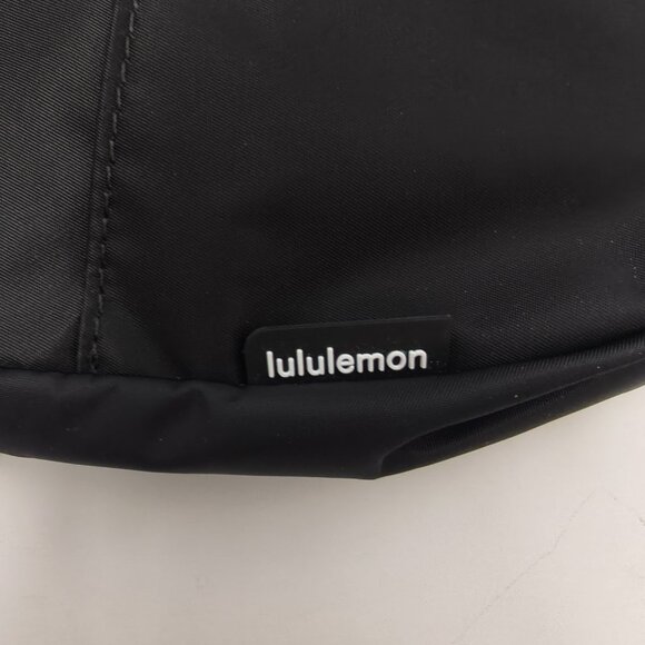 Lululemon All Night Festival Bag 5L Black Gold - Picture 5 of 7